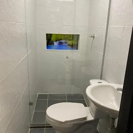 Casa Estadio Medellin ! Apartamentos Renovados En Excelente Ubicacion Laureles Estadio Extérieur photo